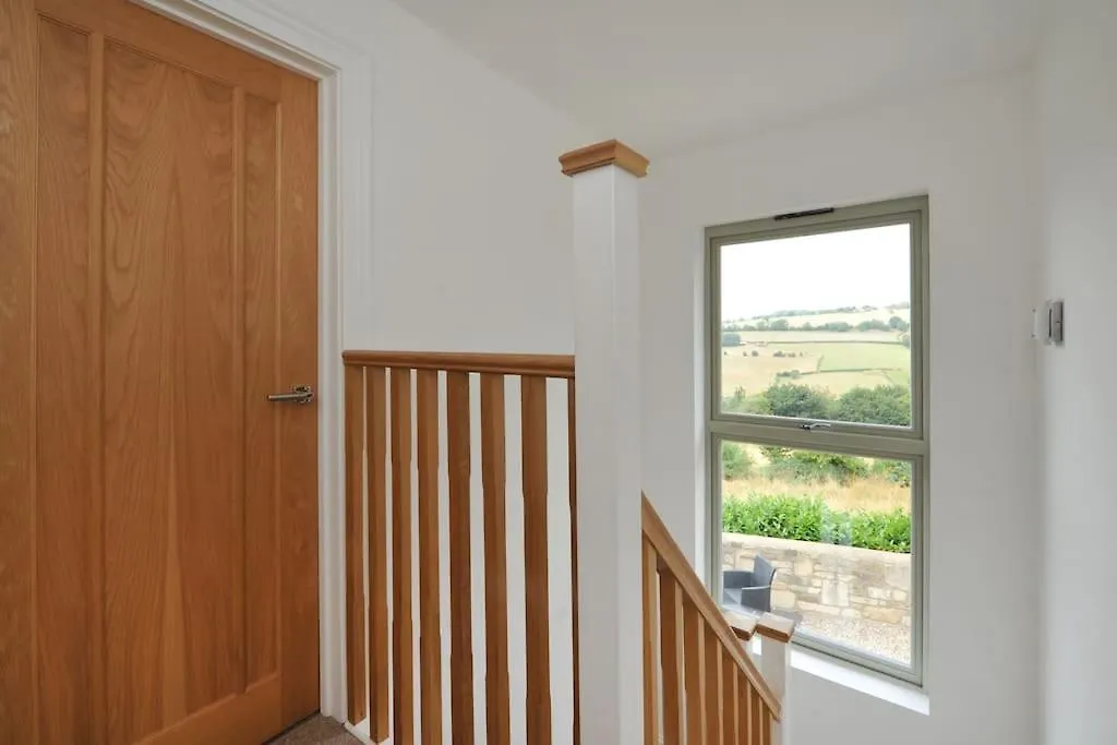The Gables - Spacious House, Picturesque Views & Free Parking Bath Holiday home